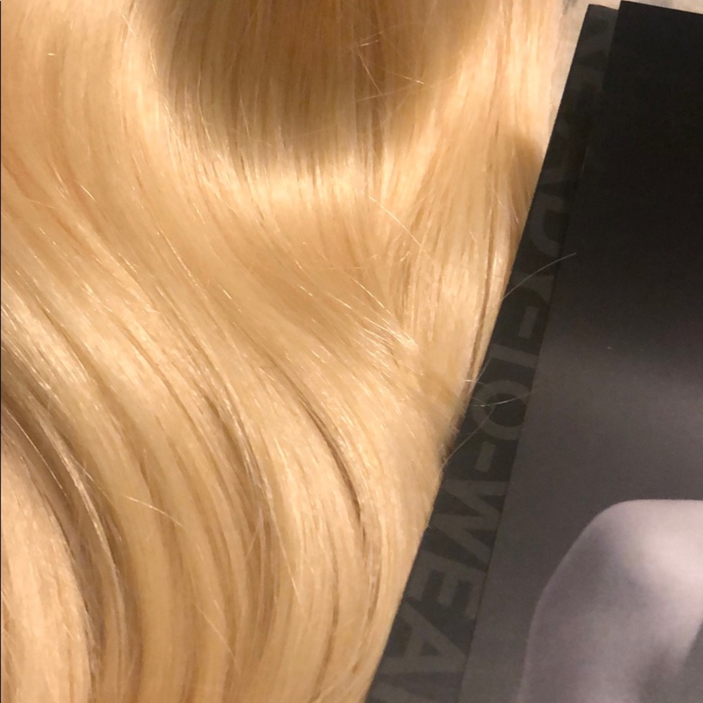 Donna Bella solo hair extensions - Picture 3 of 4